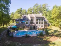 Waterfront Retreat w/ Pool, Hot Tub, Dock & Sand Beach. Relax & Enjoy the Rivah!