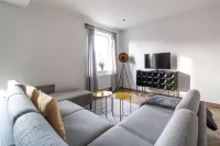 Ebenerdige, Moderne Ferienwohnung mit Viel Platz für die Ganze Familie Hotels in Thale