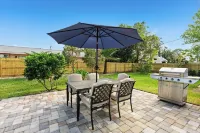 Charming Naples Retreat – Your Perfect Getaway!