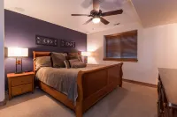 Private Hot tub/Fire Table on Large Deck overlooking Eagle River! Fly-fishing!