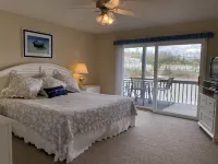 Idyllic Lake Front Condo for perfect peace & happiness