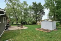 ★★2 Story Near Plaza/Westport/KU Med, King Bed, Garage Parking★★ Hotels near Fine Stitch LLC
