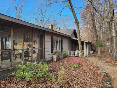 Stoneridge Cottage I - Best view and walking distance to town