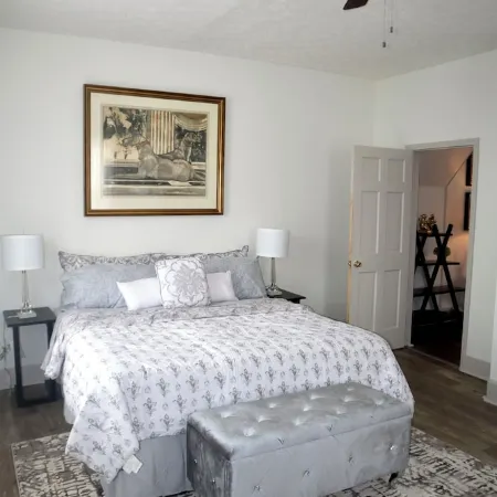 University flat 2bed to University Dayton UD walking  Distance to restaurants