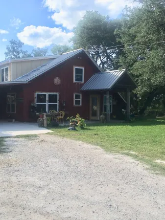 A perfect family vacation on the Frio River.