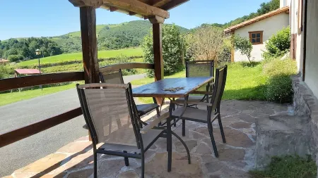 Self catering Labakia for 6 people Отели в г. Comarca de Baztan