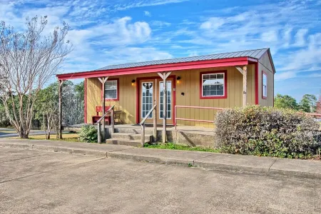 K&M Lake Rentals Cabin #4
