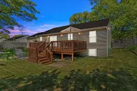 Large family-friendly home w/ pool table, close to Muskegon Lake & Lake Michigan Hotels near S.S. Milwaukee Clipper
