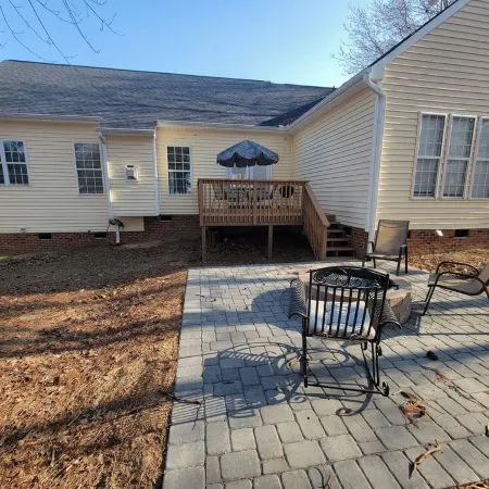 Remodeled ranch style home with Firepit conveniently located