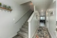 Let's Gather - Centrally Located & Pet Friendly.