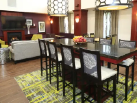 希爾頓歡朋酒店-拉馬爾 克林頓縣酒店