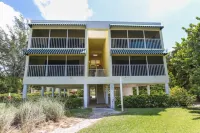 Direct Beachfront Gulf with Amazing Views