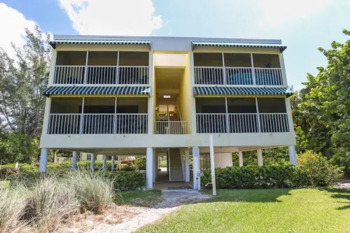 Direct Beachfront Gulf with Amazing Views