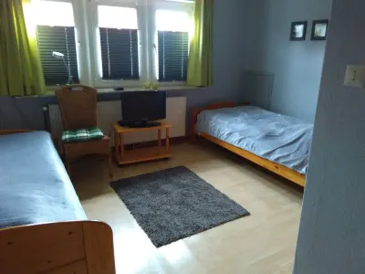 Holiday home Leer Logaerweg 102 Hotels near Weihnachtliche Rathausstraße
