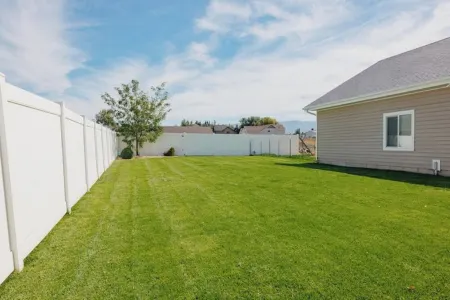 Perfect Cottage. Sleeps 11, 5Bd, 3Br, Media/Game Room, Large Yard, Fire Pit