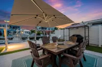 BooKey · Luxury Florida Keys Home in Paradise · Pool,Dockage, Hot Tub, Sleeps 12