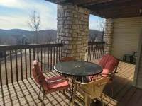 WALK-IN - CLOSE TO SILVER DOLLAR CITY. First 10 Guests Discounted.