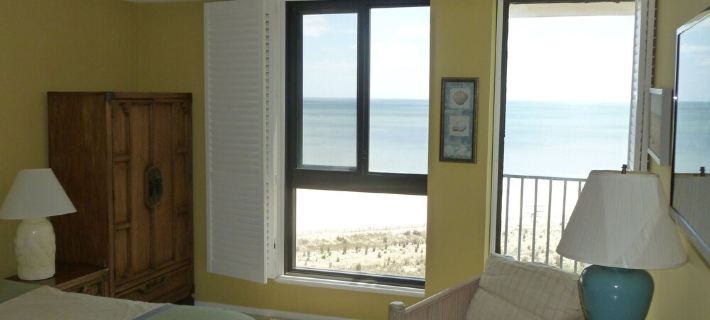 Oceanfront Sea Colony Spacious Condo with Great Ocean Views! Hotéis em Bethany Beach
