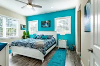 DIRECT WEEKI WACHEE RIVERFRONT!! KEY WEST PARADISE!