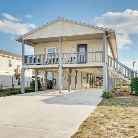 2nd Row, Ocean View, Close to Beach Access, Perfect Location, Pet Friendly