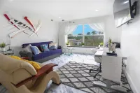 Lovely 2-bedroom condo in Margate with WiFi, AC