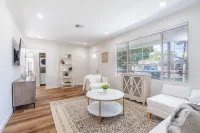 Charming 3-bedroom house with AC and WiFi in wonderful North Hollywood Hotels in Sun Valley