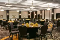 DoubleTree by Hilton Dallas - Market Center
