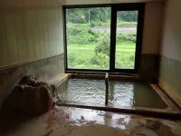 Ryokan Tamanashi JR會津川口站附近的飯店