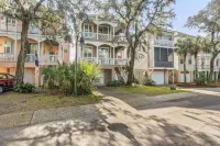 Saltwater Zen -- Charming 3-Bedroom Home, Adjacent to Cabana Club Pools - Wi-Fi