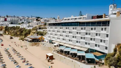 Hotel Sol e Mar Albufeira - Adults Only Hotel in zona Route Caffé 66