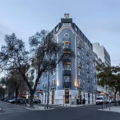 Zenit Lisboa Отели рядом с достопримечательностью «Универмаг El Corte Ingles»