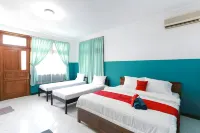RedDoorz Syariah near Alun Alun Magelang Bayeman Hotel dekat Griya Permata Garden C35 Sanden