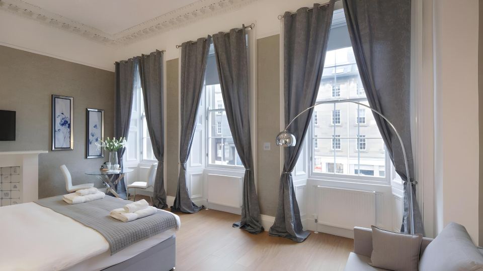 Hanover 71 Suites