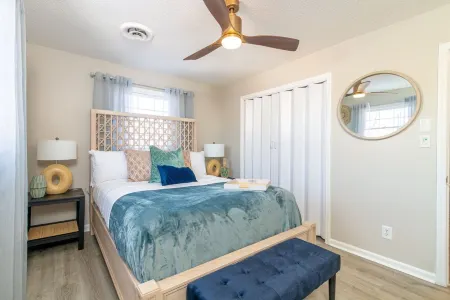 Peaceful Graham Home Near Elon Отели в г. Грейам