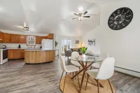 Cozy Suite Near Downtown Bethlehem & Lehigh Univ. Hotel di Hellertown