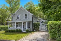 Heated pool/5 min walk to Beach/Beautiful Sag Harbor Village /Restaurant/Museum Hotels in der Nähe von Havens Beach