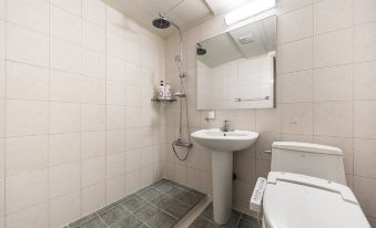 Changwon Yonghodong Yongji Hostel