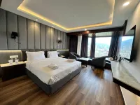Hotel Mount View Hotels near Amusement park
