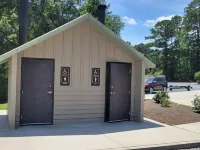 Lake Tillery Area, 4-bedroom house in charming Norwood with WiFi, Deck and AC Hotels in Stanly County