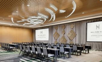 Hall Park Hotel, Autograph Collection