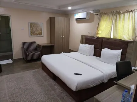 Prime Hotel and Suites Отели в г. Шагаму