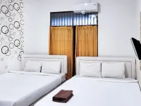 Kasmaran Guest House Syariah By SIHA Hospitality Hotels near Komodo Indonesian Fauna Museum and Reptile Park