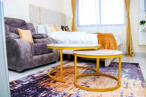 2 Guests - Pet Friendly - Nairobi Airport, Railway - Condos