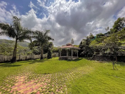 CosmicStays Lilac Villa Luxury Villa Hotels in Dhamale Wadi