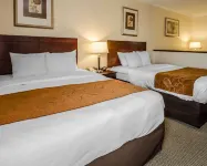 Quality Suites فنادق في Jeffersonville