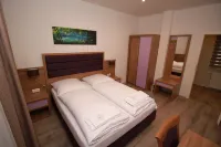 Slamba Hostel Augsburg Hotels in Neusäß