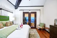 Beachfront Villa With Long Private Pier and Pool