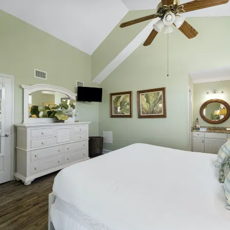 Sandpiper Cove by Panhandle Getaways