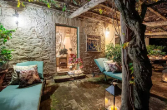 Villa Gufo in Lucca with 5 Bedrooms and 4 Bathrooms