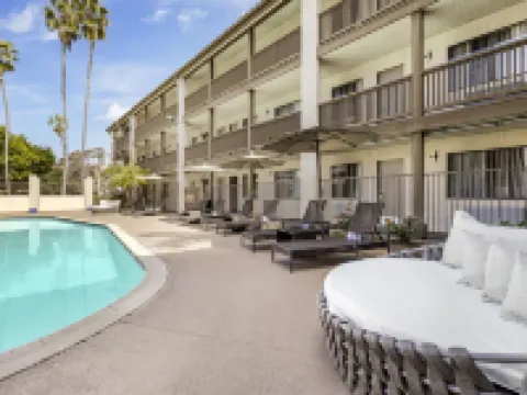 Best Western Carlsbad by the Sea Hotels in Carlsbad